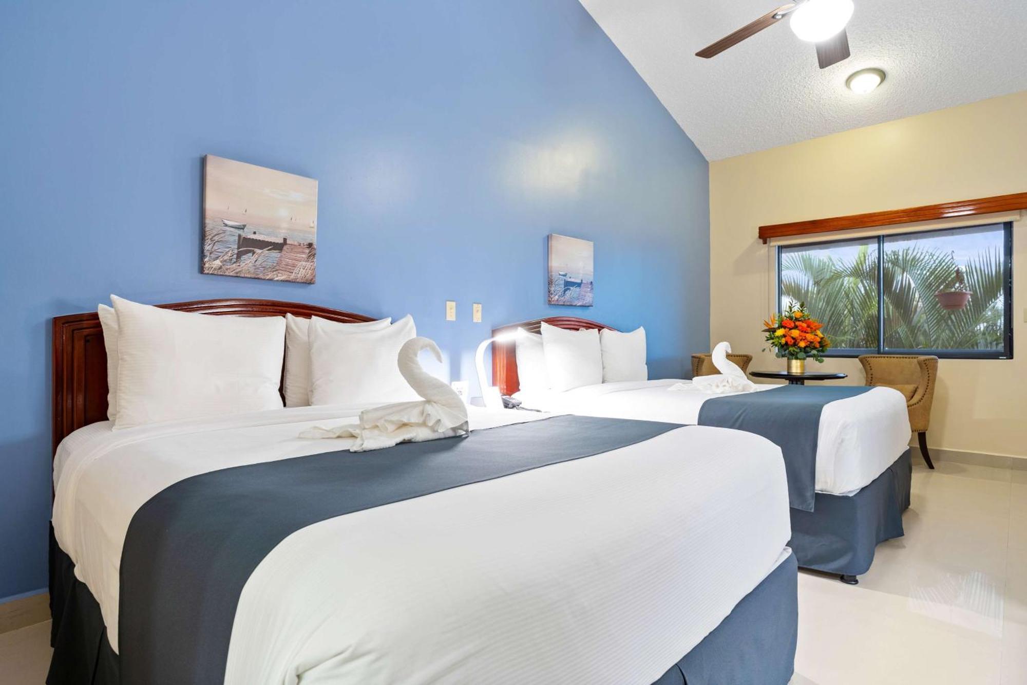 Best Western Plus Belize Biltmore Plaza Belize City Buitenkant foto
